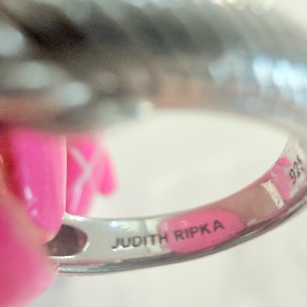 Judith Ripka Sterling Silver 0.56twc Purple Cable Ring Size 71/4 Beautiful - Picture 8 of 9